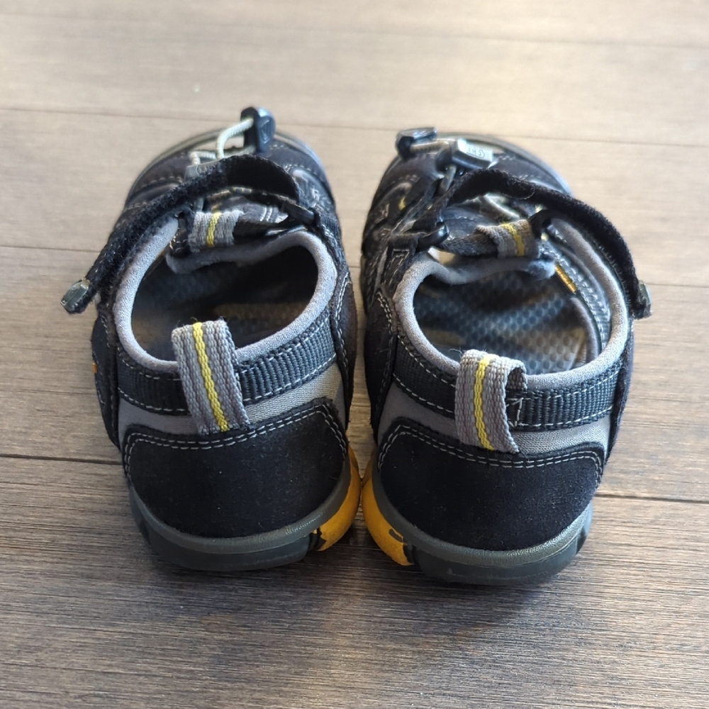 Keen Kids Seacamp Sandals (Size 13) - Picture 5 of 6